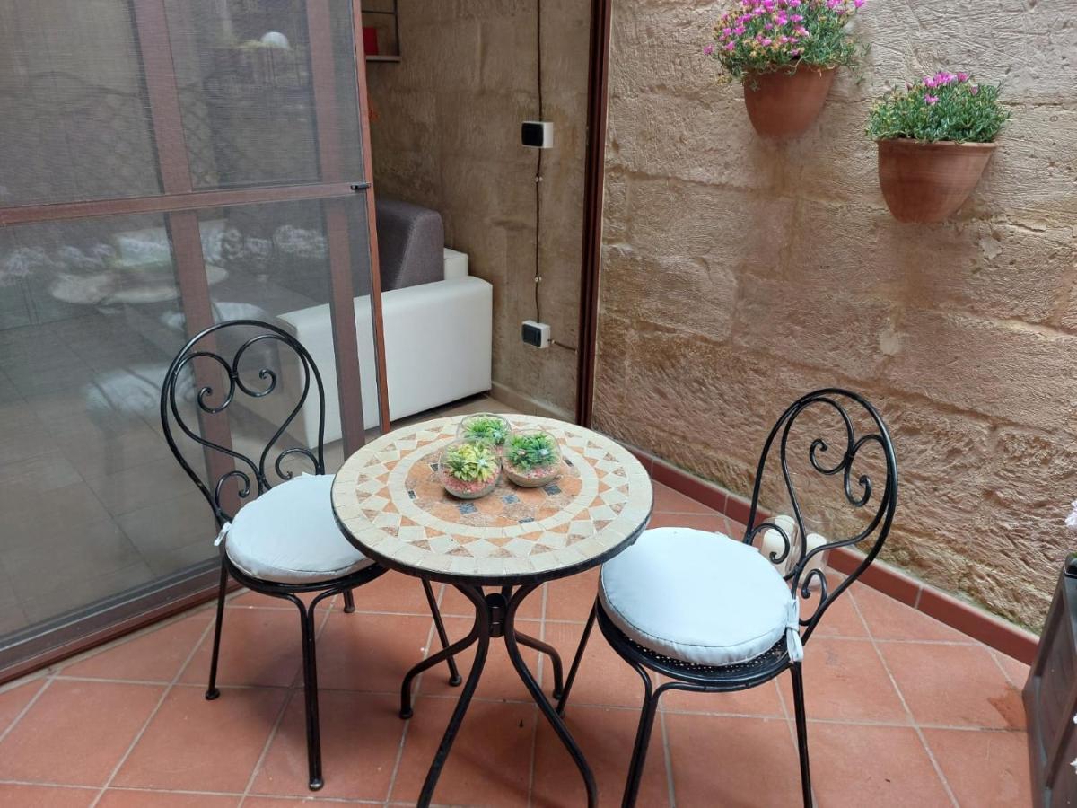 Suite Del Conservatorio Nel Centro Storico Lecce Eksteriør billede