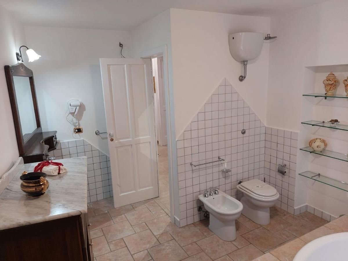 Suite Del Conservatorio Nel Centro Storico Lecce Eksteriør billede